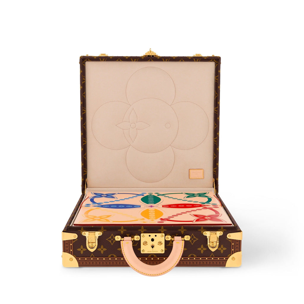Vivienne Adventures Box