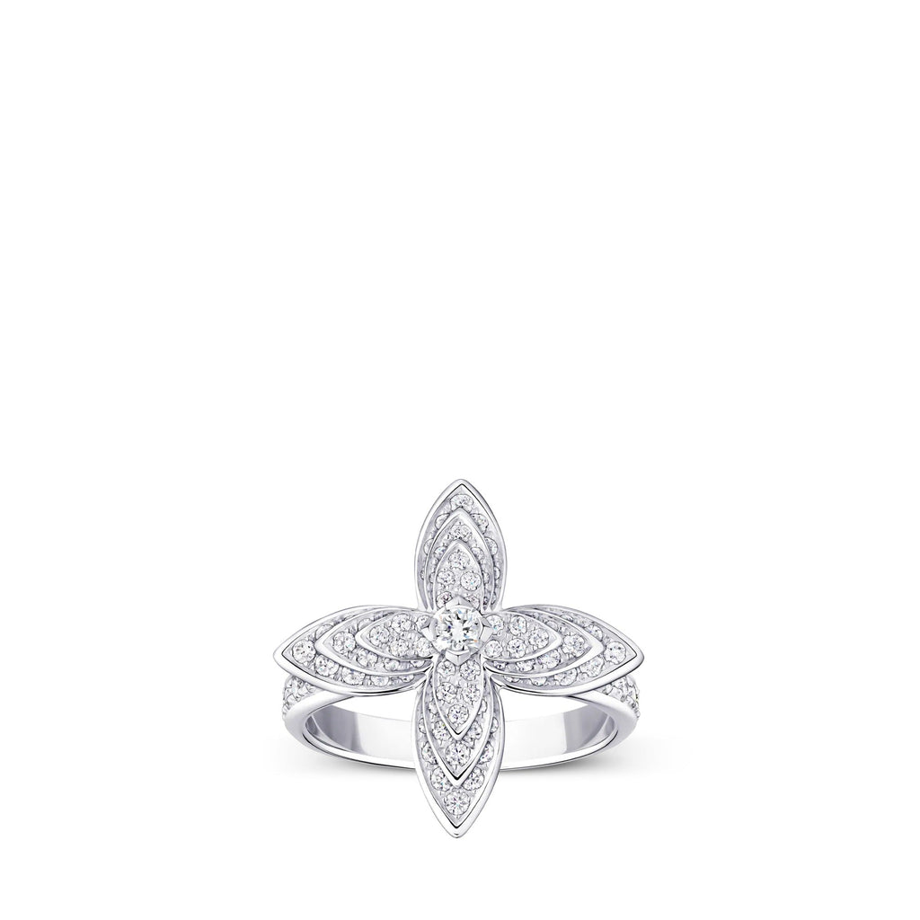 Idylle Blossom Ring, White Gold & Diamonds