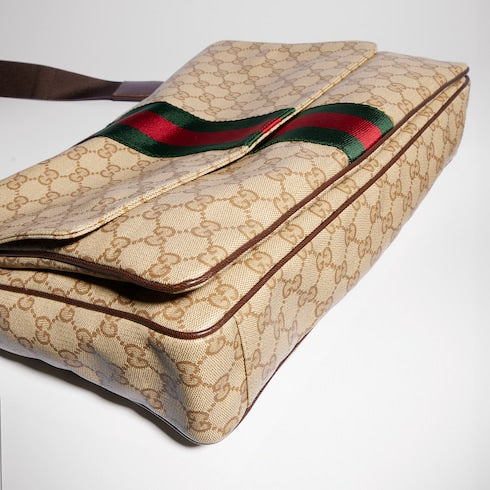 Gucci Essence Classic medium crossbody bag - sand and brown coated GG canvas