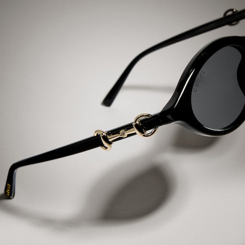 Oval-frame sunglasses - black