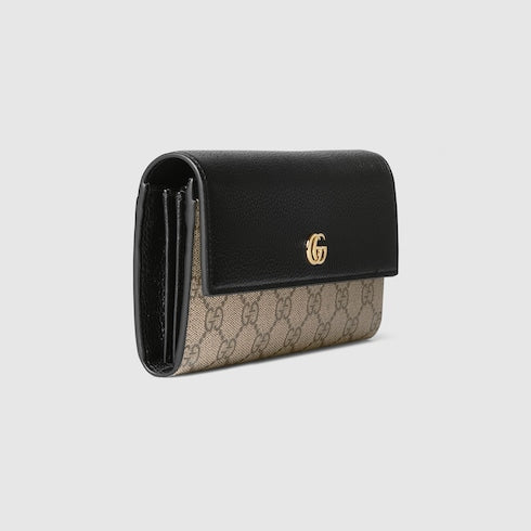 Bi-color GG Marmont continental wallet - beige and black leather