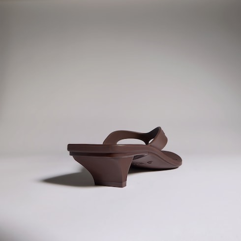 Women's Vittoria thong - brown rubber