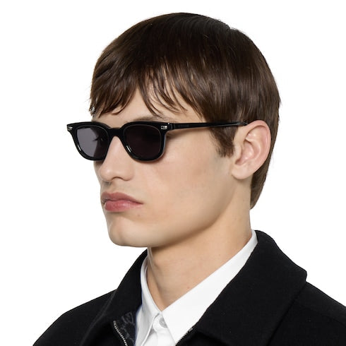 Oval frame sunglasses - black