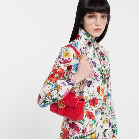 GG Marmont small shoulder bag - bright red leather