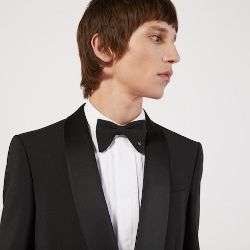 Silk crêpe bow tie - black