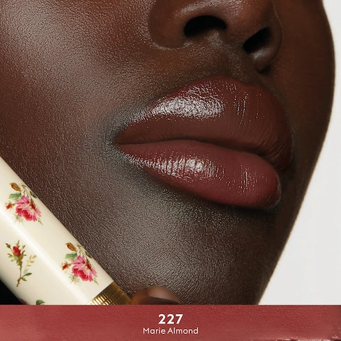 134 'Clara Chestnut', Rouge à Lèvres Voile Lipstick - 227 'Marie Almond'