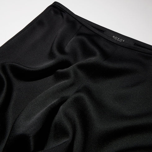 Crêpe satin pants - black