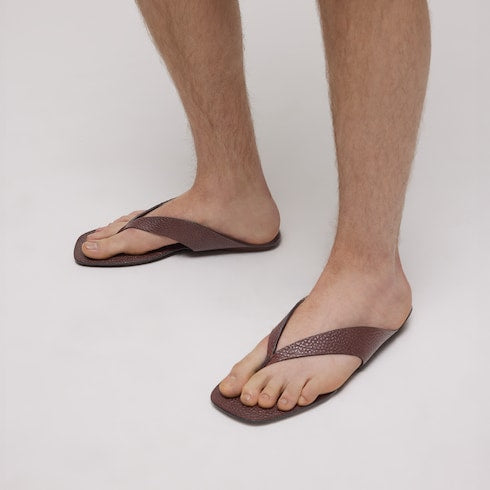 Men's thong sandal with Interlocking G - dark brown leather