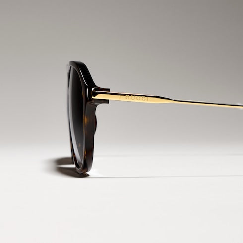 Specialized-fit navigator sunglasses - brown tortoiseshell