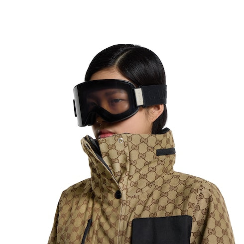 Mask-shaped sunglasses - black