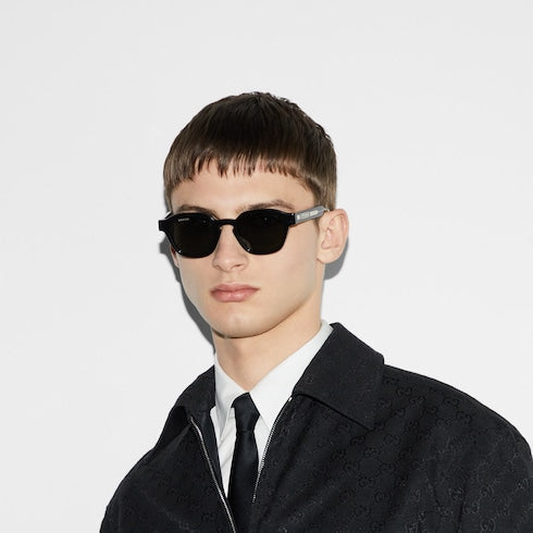 Oval frame sunglasses - black