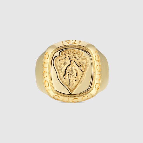 Gucci crest signet ring - gold-toned brass