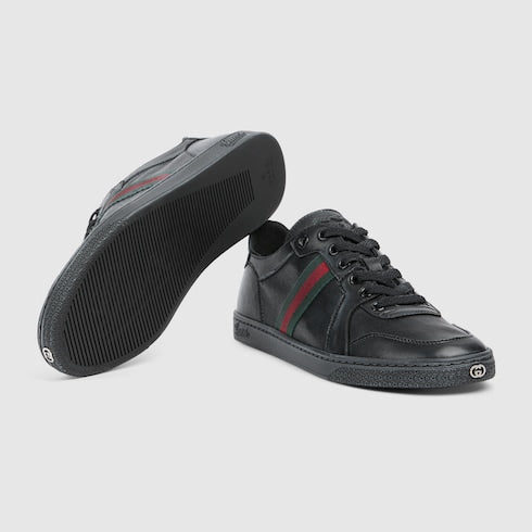 Women's Stretch low-top sneaker - black leather