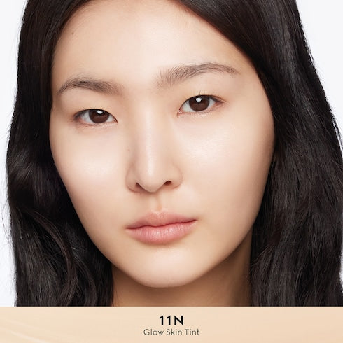 Gucci Glow Skin Tint - 11
