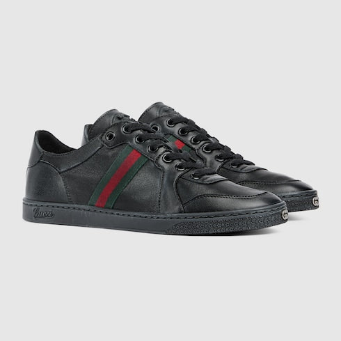 Women's Stretch low-top sneaker - black leather