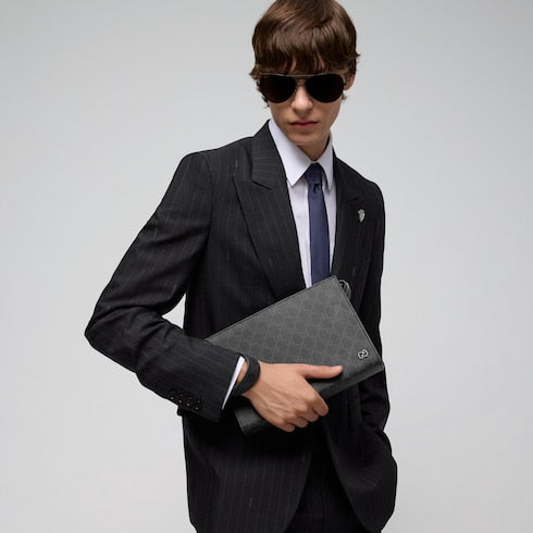 Grey trim medium pouch - black GG Supreme canvas