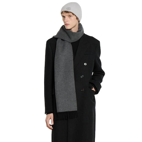 Cashmere scarf with patch - dark grey and black