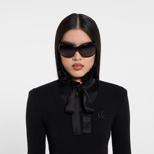 Fine cashmere silk top with embroidery - black