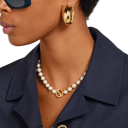 Gucci Interlocking pearl necklace - light gold-toned brass