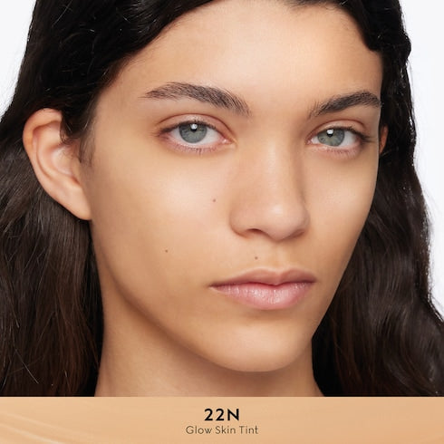 Gucci Glow Skin Tint - 22