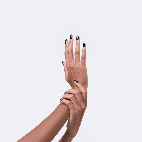 Vernis à Ongles Nail Polish - 700 Crystal Black