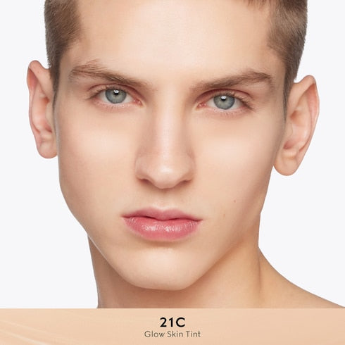 Gucci Glow Skin Tint - 21