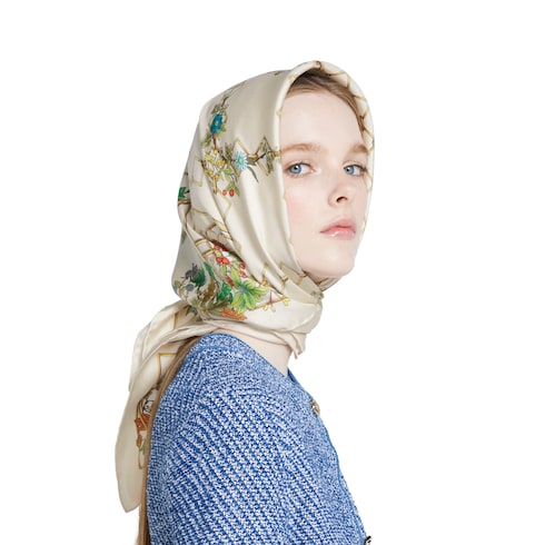 Printed silk twill carré - ivory and multicolor