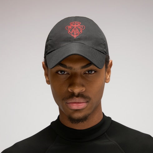 Cotton baseball hat with embroidery - black