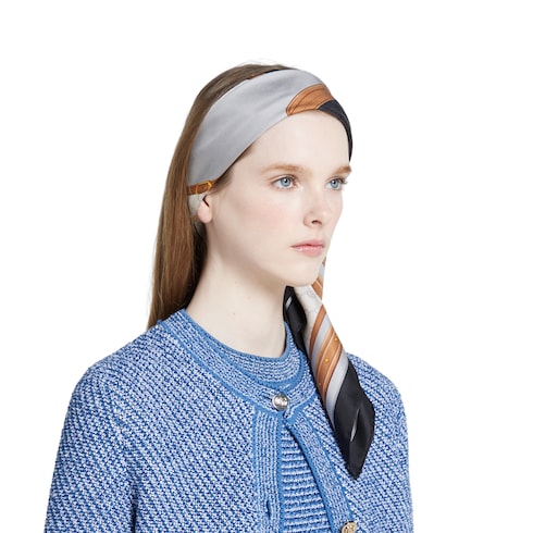 Printed silk twill carré - grey and ivory