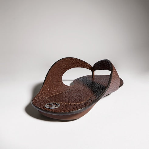 Men's thong sandal with Interlocking G - dark brown leather