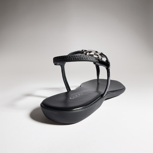 Women's thong sandal with Interlocking G - black patent leather